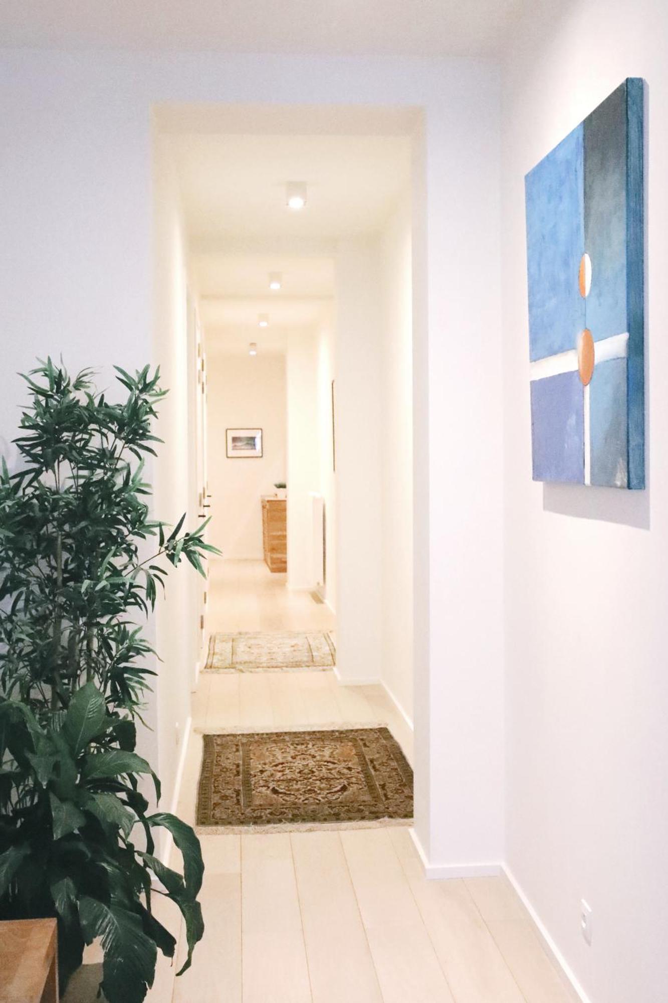 Luxury 2 Bedroom - Centre Apartment *